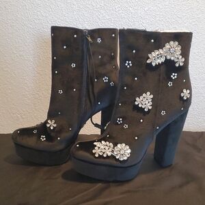 Express Black Floral Embellished Heeled Boots